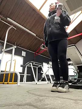 SweetSolez from StripChat