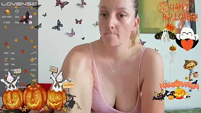 sweetsquirrel91 from StripChat is Freechat