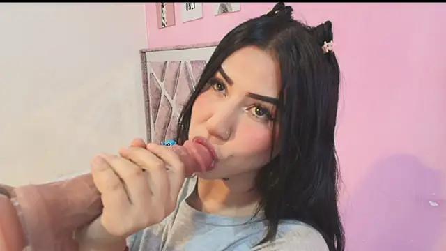 Check-out your craziest wishes with our pick of gaming cams models, featuring big knockers, round tails and tight twats.