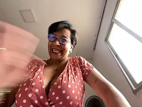 sweeviolet from StripChat