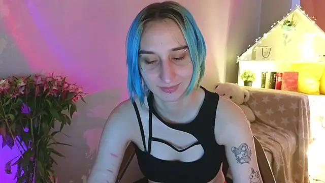 Check-out your craziest wishes with our pick of gaming cams models, featuring big knockers, round tails and tight twats.