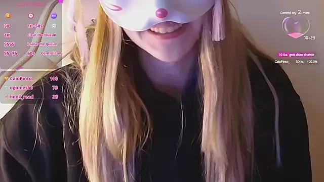 Sydney_Swan from StripChat is Freechat