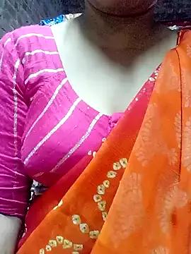 Taitanic143 from StripChat is Freechat