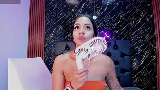 Tamara-evans from StripChat is Freechat
