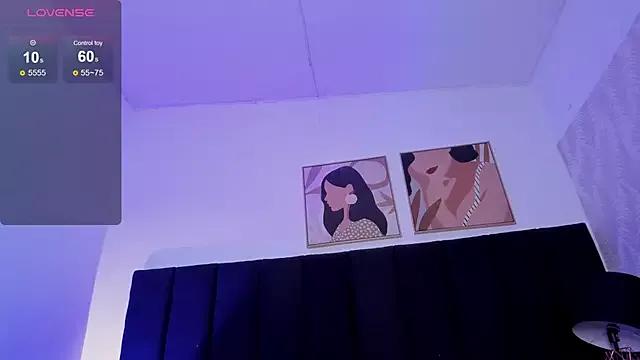 Check-out your craziest wishes with our pick of gaming cams models, featuring big knockers, round tails and tight twats.