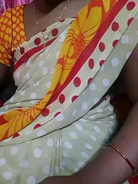 TAMIL-URVASHI from StripChat is Freechat