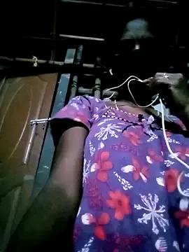 Tamilauntyhot from StripChat is Freechat