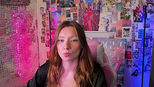 Check-out your craziest wishes with our pick of gaming cams models, featuring big knockers, round tails and tight twats.