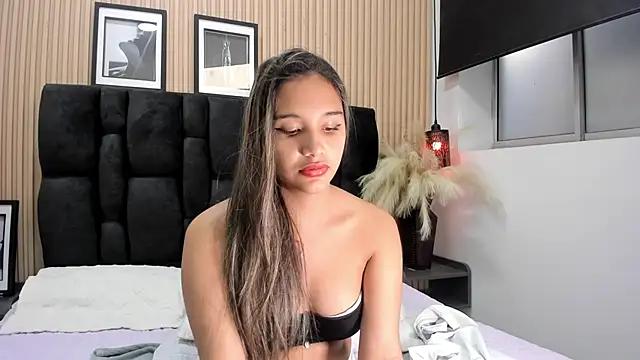 Check-out your craziest wishes with our pick of gaming cams models, featuring big knockers, round tails and tight twats.