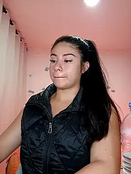 tara20_ from StripChat is Freechat