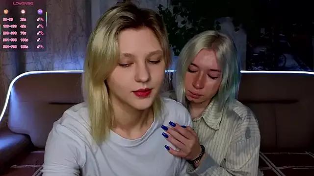 TashaWarthen from StripChat is Freechat