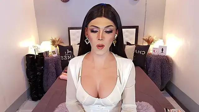 TatianaWil from StripChat is Freechat