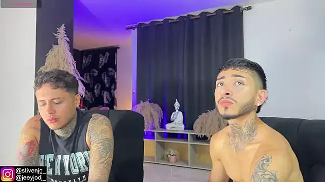 tattoguys_cums from StripChat is Freechat