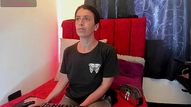 Taylorbdsm from StripChat is Freechat