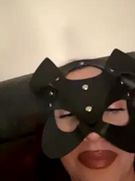 Teengirlmiaa from StripChat is Freechat