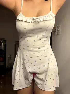 Check-out your craziest wishes with our pick of gaming cams models, featuring big knockers, round tails and tight twats.