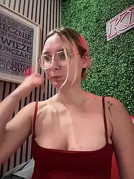 Check-out your craziest wishes with our pick of gaming cams models, featuring big knockers, round tails and tight twats.