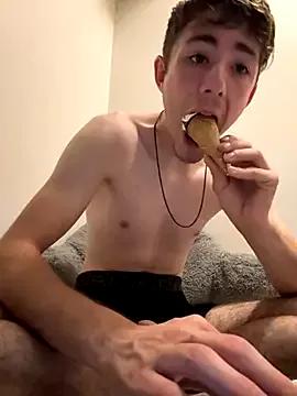TheBestbrando88 from StripChat is Freechat