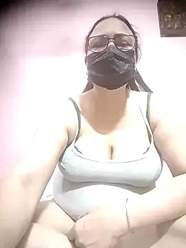 thehotlady from StripChat is Freechat