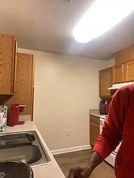 theprettysoles from StripChat is Freechat