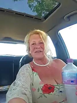 THESensualhorny from StripChat is Freechat