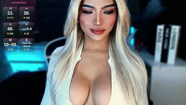 TheTSwomanofyourdesire_ from StripChat is Freechat