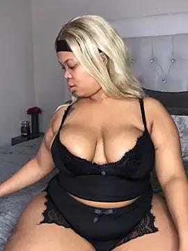 Photos of ThickAss_Barbie from StripChat is Freechat