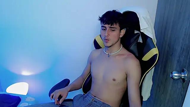 Thomass_shelbyy from StripChat is Freechat