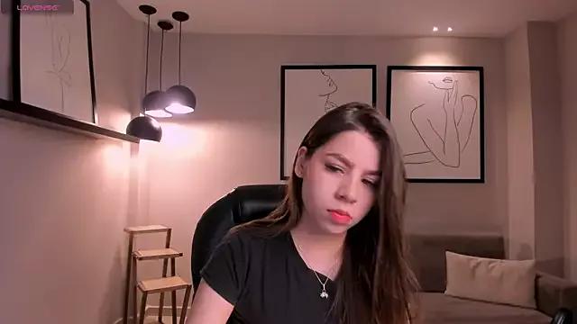 TiffannySins from StripChat is Freechat
