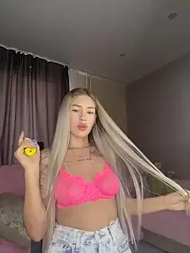 Tiffany_Kissss from StripChat is Freechat