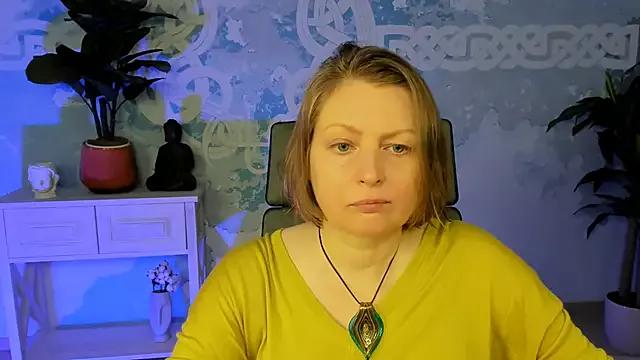 TiffanyBrauny from StripChat is Freechat