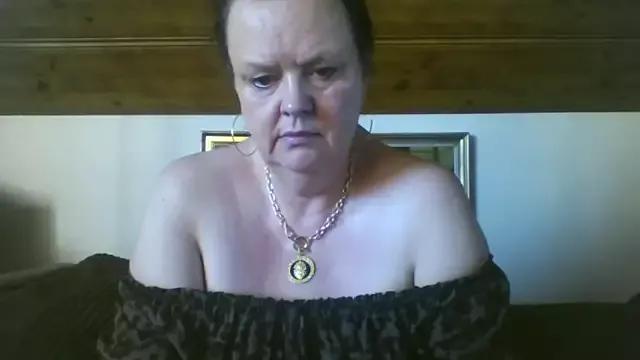 TiffanyMature from StripChat is Freechat