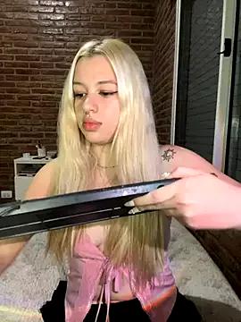 tiffanystarling from StripChat is Freechat