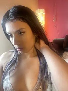 Check-out your craziest wishes with our pick of gaming cams models, featuring big knockers, round tails and tight twats.