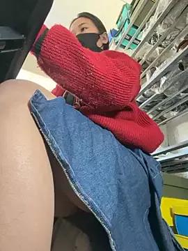 Check-out your craziest wishes with our pick of gaming cams models, featuring big knockers, round tails and tight twats.