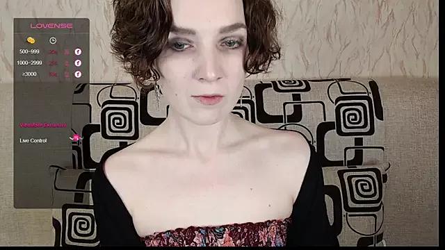TinaWince from StripChat is Freechat