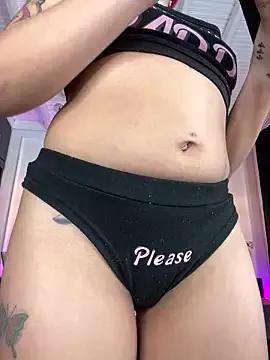 Check-out your craziest wishes with our pick of gaming cams models, featuring big knockers, round tails and tight twats.