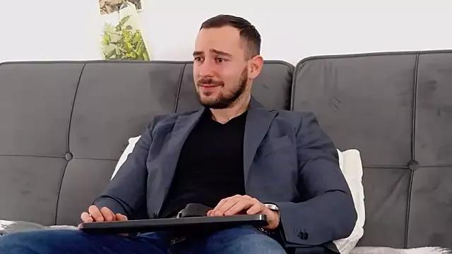 tonygold123 from StripChat is Freechat