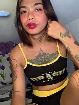 TSqueenOfCUM from StripChat is Freechat