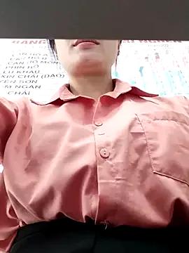 tuyyei_gjg from StripChat
