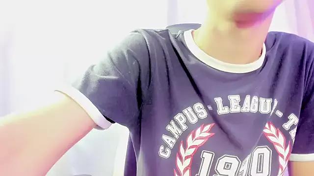 Twinks_boys_s from StripChat is Freechat