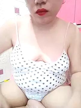 urwildest_dreams from StripChat is Freechat