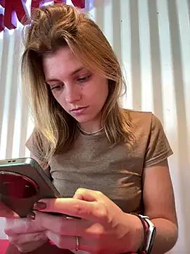 Check-out your craziest wishes with our pick of gaming cams models, featuring big knockers, round tails and tight twats.