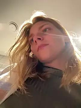 ValenciaShock from StripChat is Freechat