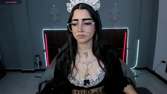 Check-out your craziest wishes with our pick of gaming cams models, featuring big knockers, round tails and tight twats.
