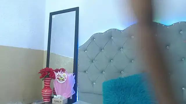 valentinavega18x from StripChat is Freechat