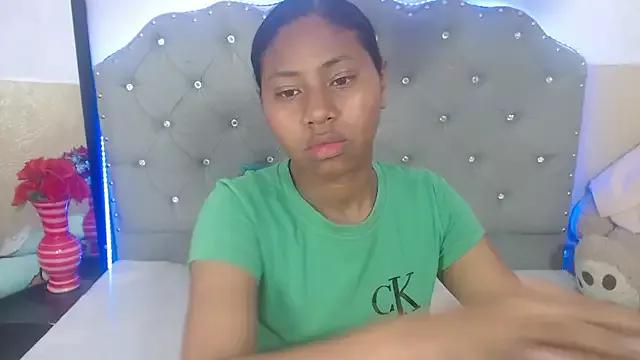 valentinavega18x from StripChat is Freechat