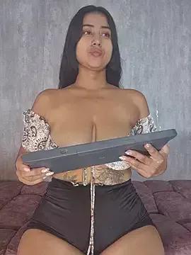 Check-out your craziest wishes with our pick of gaming cams models, featuring big knockers, round tails and tight twats.