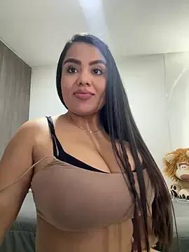 Check-out your craziest wishes with our pick of gaming cams models, featuring big knockers, round tails and tight twats.