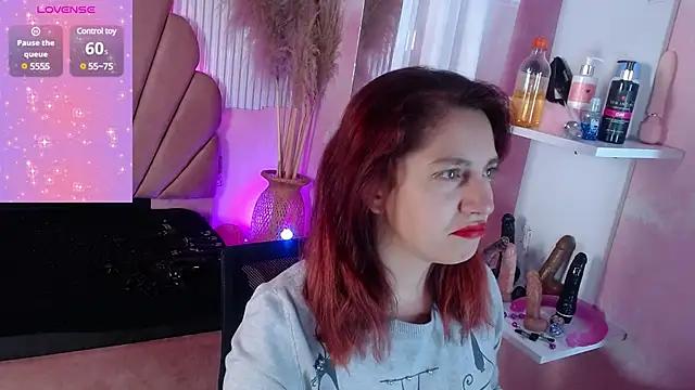 Check-out your craziest wishes with our pick of gaming cams models, featuring big knockers, round tails and tight twats.